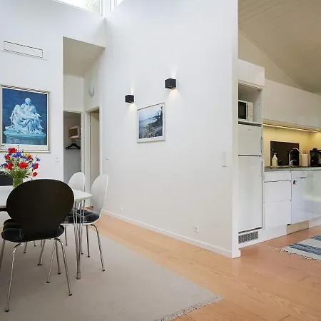 6 Person In Aakirkeby-by Traum Vester Somarken